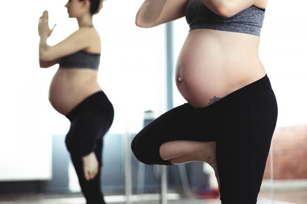 Rajstopy ciążowe – czym się różnią od zwykłych?